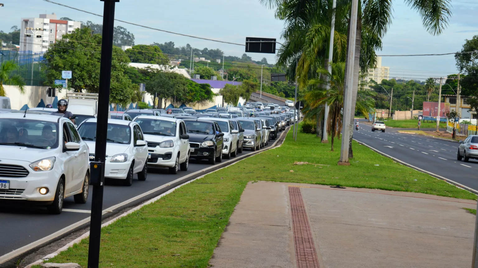 Trânsito na cidade de Uberlândia