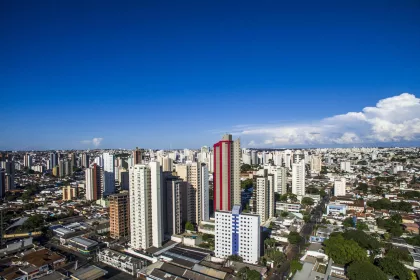 Imagem de drone da cidade de Uberlândia